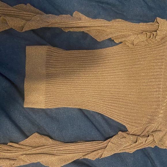Joie XXS Gold top party festive mermaid sleeves - Picture 9 of 12